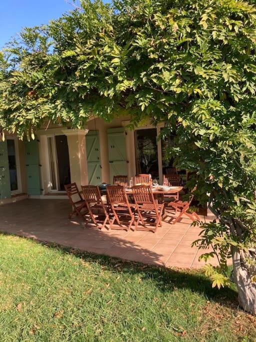 La Californienne Villa Carqueiranne Luaran gambar