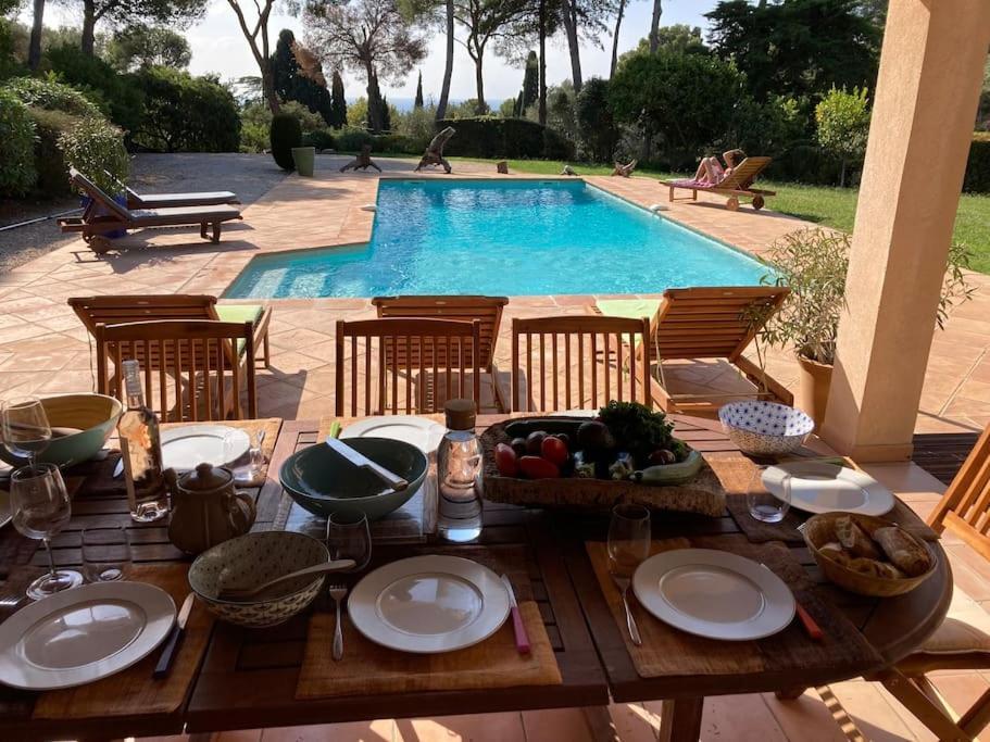 La Californienne Villa Carqueiranne Luaran gambar
